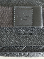 Louis Vuitton S Lock Sling Bag