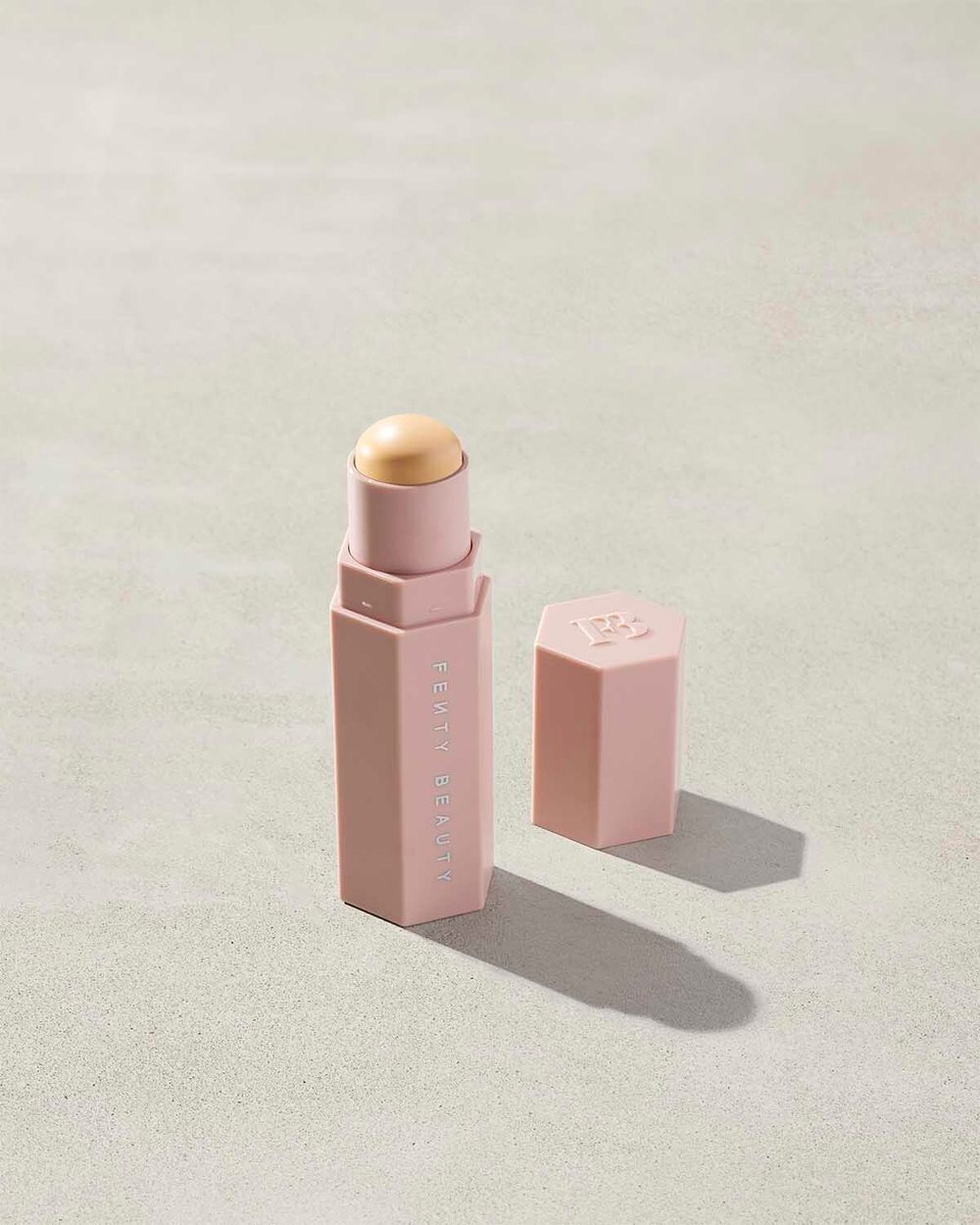 FentY Beauty Match Stix Correcting Skinstick BANANA 02