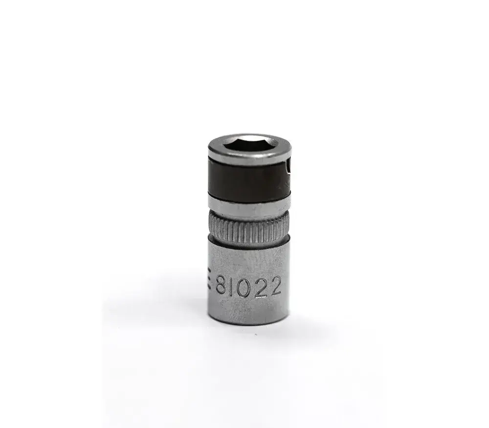 Держатель биты переходник с квадрата 1/4" х на внутренний шестигранник 1/4", длина 25 мм FORCE 81022