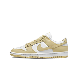 alt="Nike Dunk Low Team Gold DV0833-100 белые с золотыми накладками вид сбоку на белом фоне"