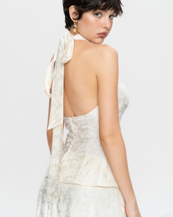 Топ на завязках с открытой спиной