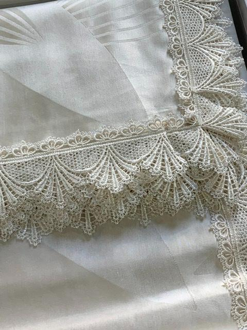 Скатерть 170х270 и 12 салфеток Gamba 9906СК Begie сливочная