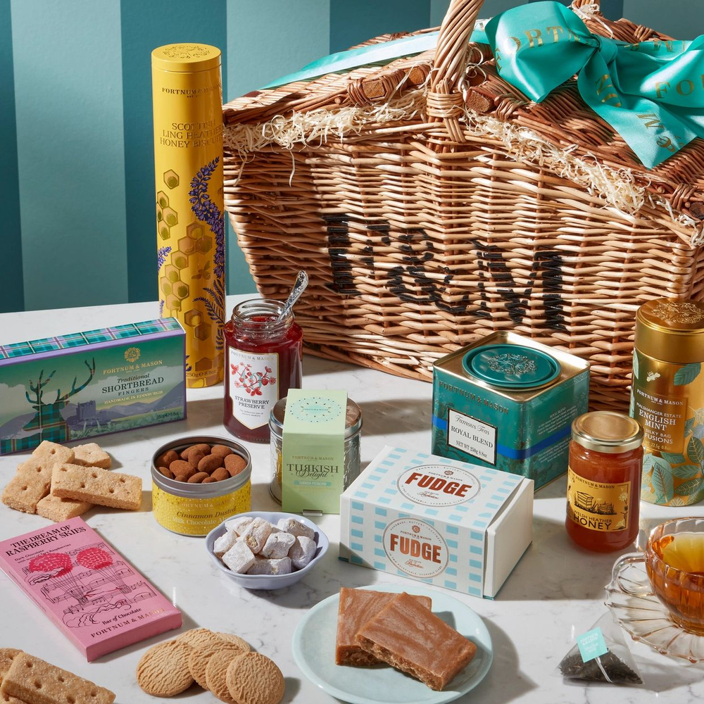 Fortnum&Mason Набор для пикника с чаем The Fortnum's Classic Collection Hamper