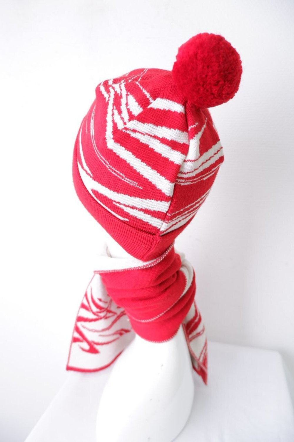 Комплект шапка и шарф яркий на 4/5 лет