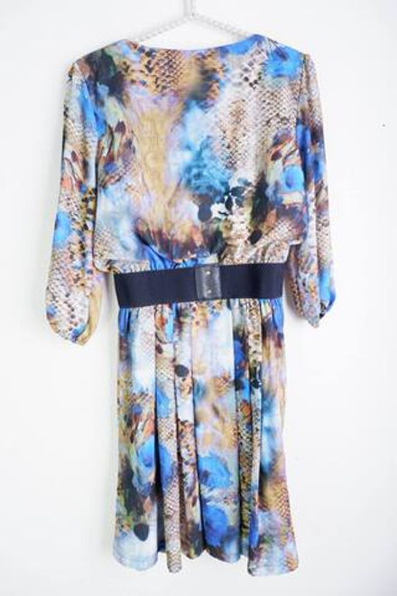 Платье с ярким принтом, визуально 44 размер