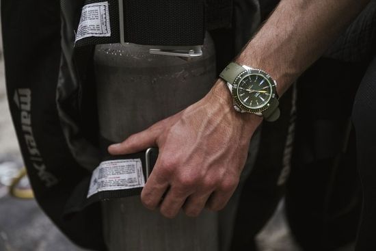 Швейцарские тактические часы Traser P67 Aunomatic Diver Green 110327