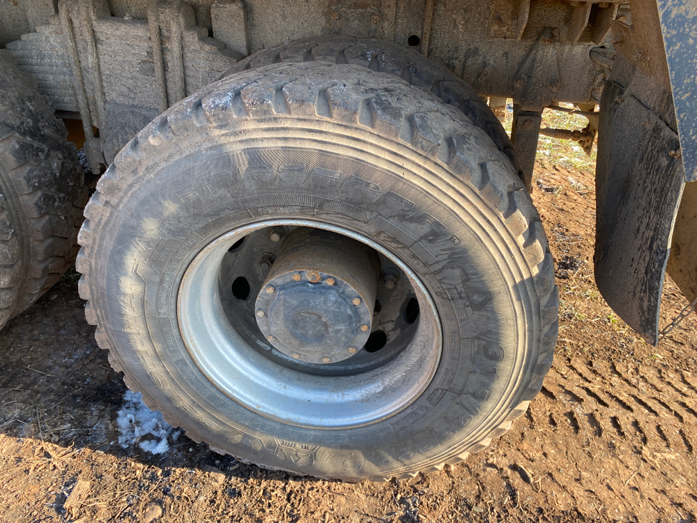 Shacman (Shaanxi) SX* 6x6 Самосвал SX32586T385 (Дизельный, 11,6 л, 369 л.с., МТ)