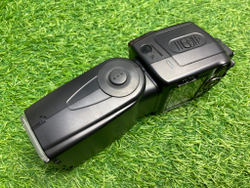 Nikon Speedlight SB-700