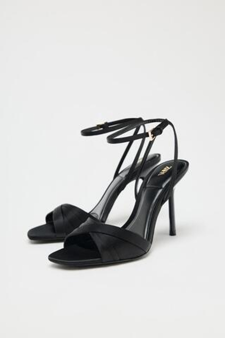 ZARA АТЛАСНЫЕ БОСОНОЖКИ НА ВЫСОКОМ КАБЛУКЕ, ЧЕРНЫЙ