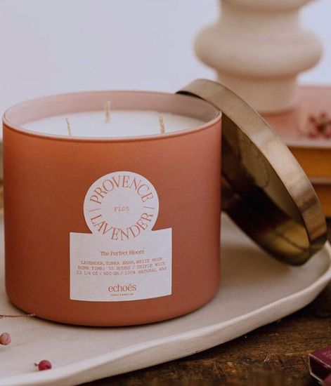 Provence Lavender, свеча Perfect Bloom collection, Echoes