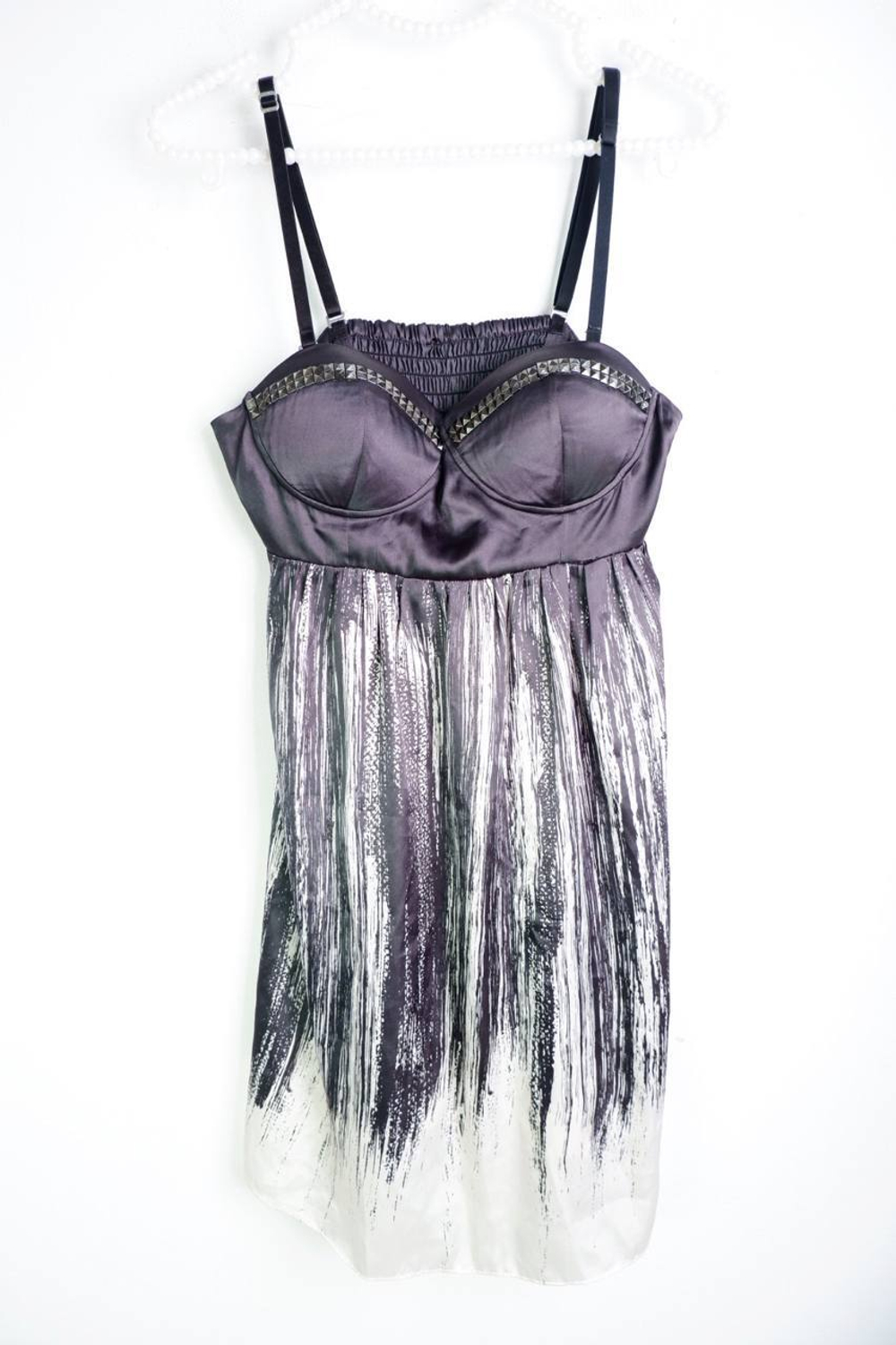 Сарафан Guess для смелого образа, маркировка М, визуально 46 размер