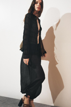 ZARA ПОЛУПРОЗРАЧНАЯ БЛУЗКА СО СБОРКАМИ, ЧЕРНЫЙ