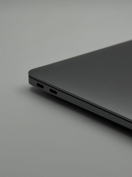 MacBook Air 13 M1 8/256Gb Space Gray