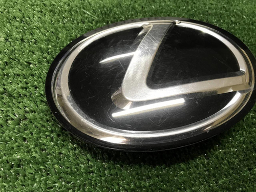 Эмблема решетки радиатора Lexus RX 3 AL10 (08-12)