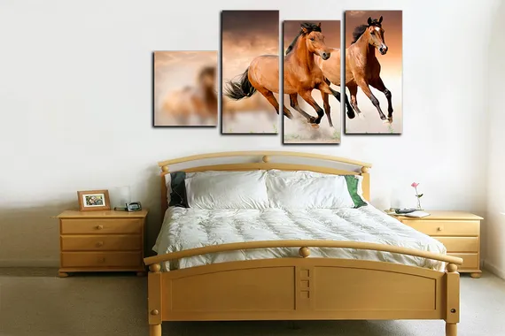 Модульная картина "Бегущие лошади"
