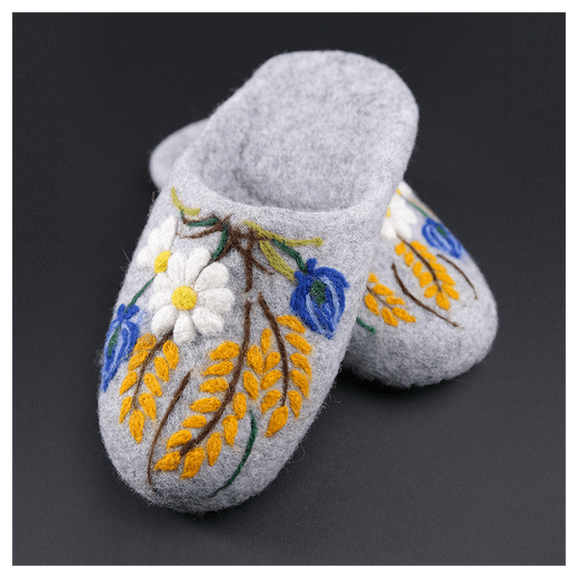 Валяные тапочки «Букет»