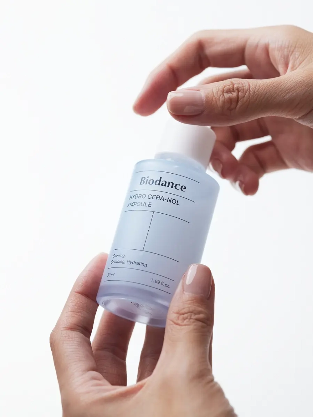 Biodance Увлажняющая сыворотка с гиалуроновой кислотой и пантенолом Hydro Cera-nol Ampoule 50 мл