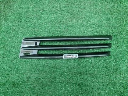 Решетка переднего бампера RR Vogue 4 L405 (17-22)