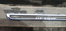 Молдинг решетки радиатора правый верхний Mercedes ML GLE (W166) 15-18 Б/У Оригинал A1668881685