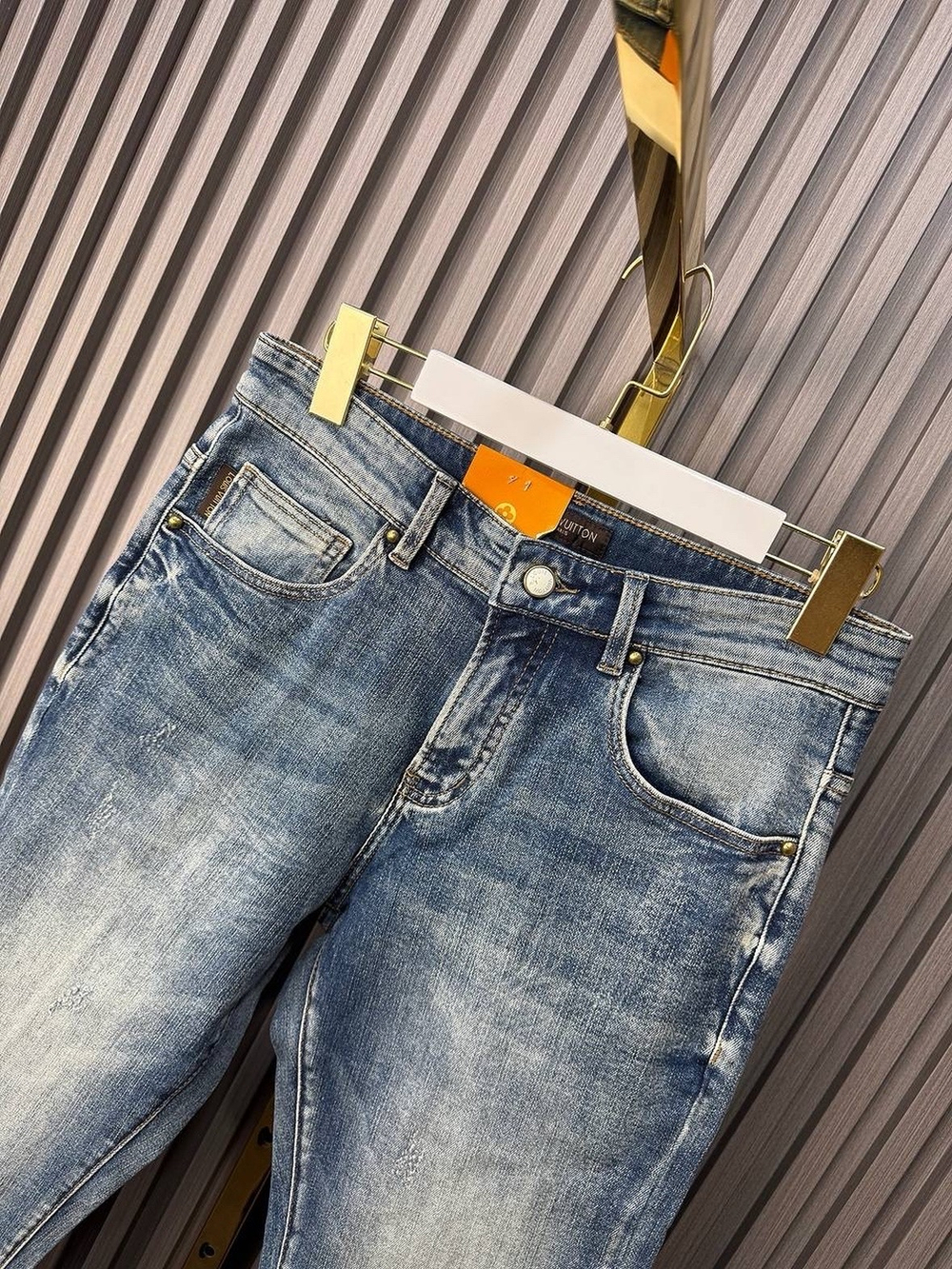 Джинсы Louis Vuitton