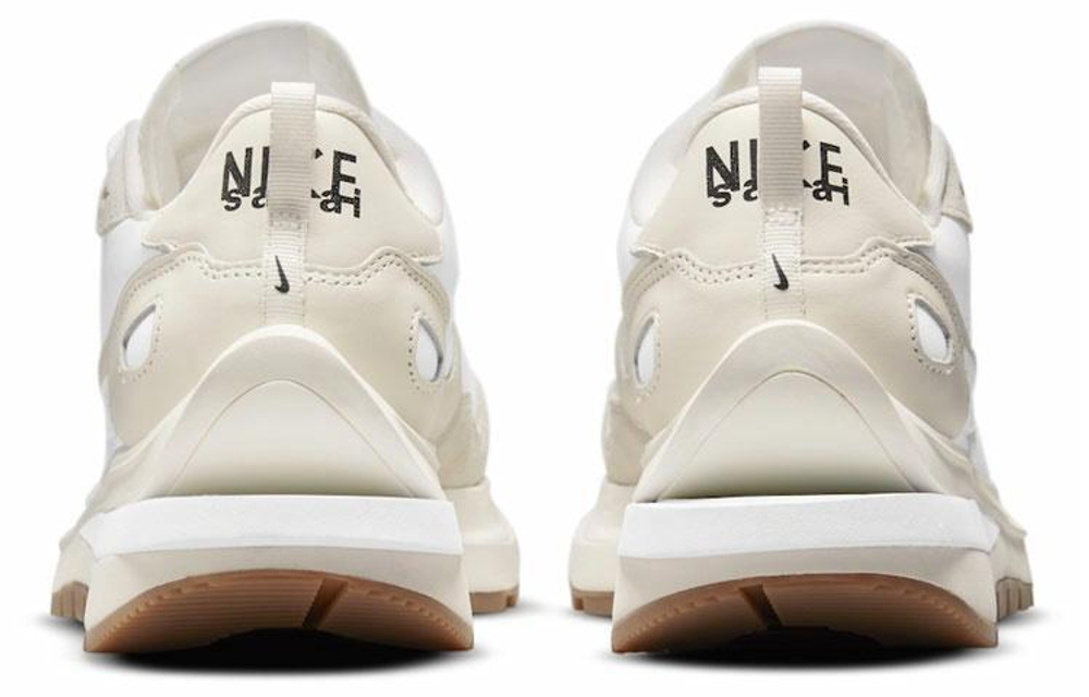Кроссовки Sacai X Nike Vaporwaffle White And Gum
