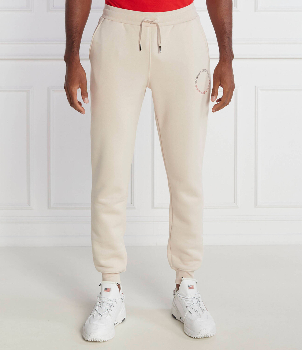 Спортивные штаны MONOTYPE ROUNDALL Tommy Hilfiger - бежевый(MW0MW32701)