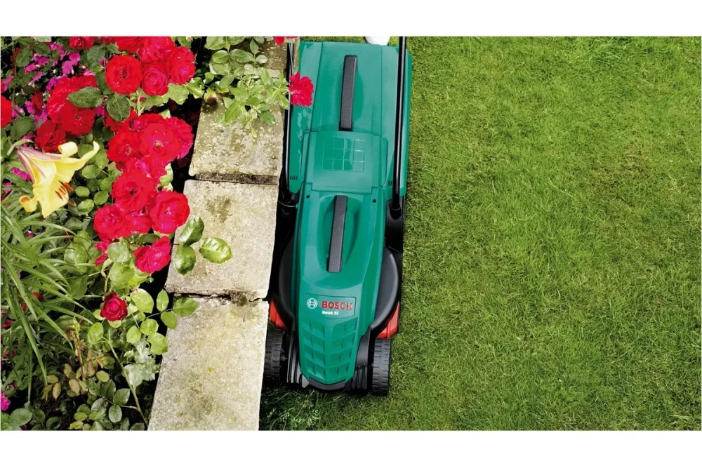 Газонокосилка Bosch Rotak 320 ER