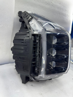Правый передний фонарь Hyundai ix35 (оригинал,)