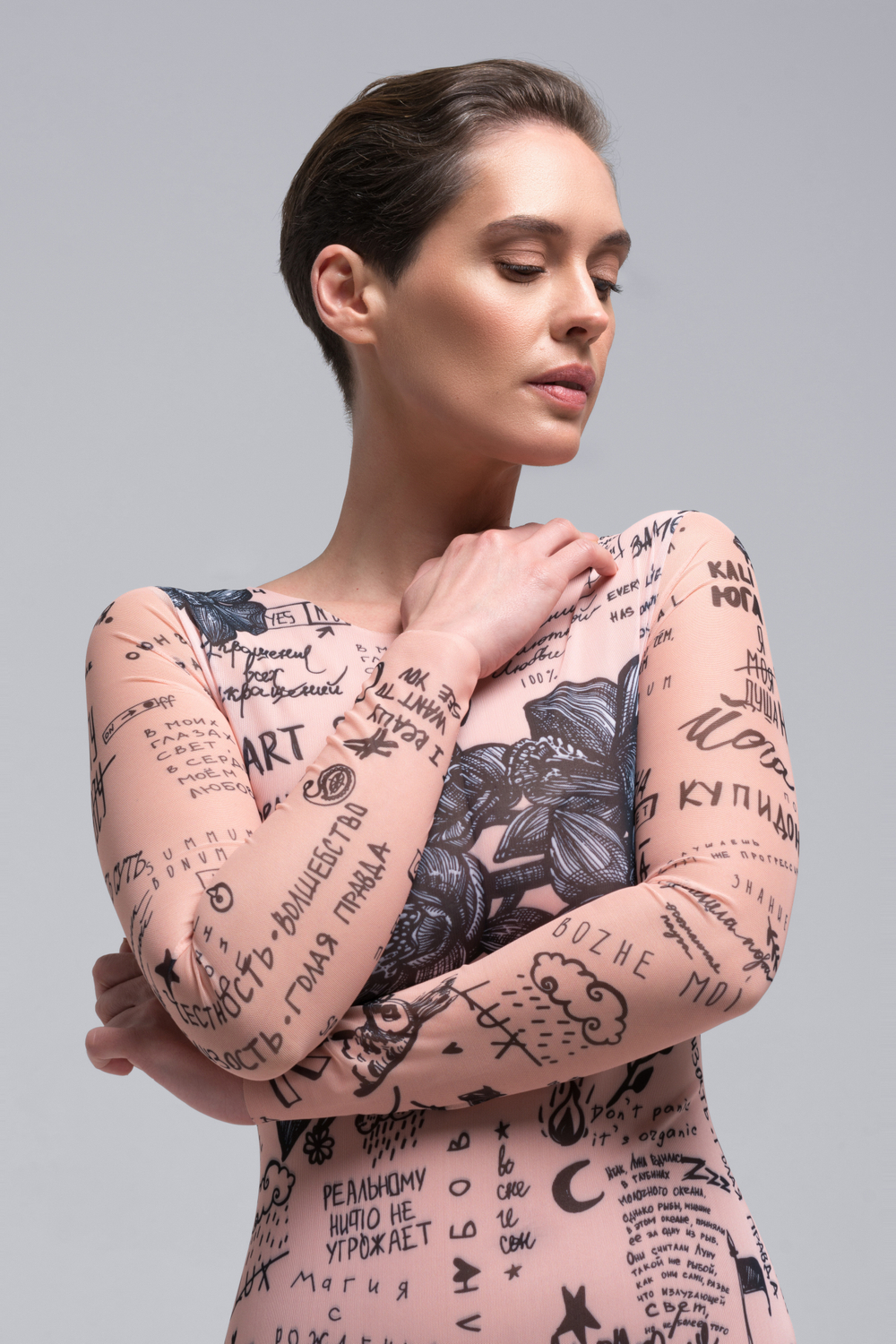 Слитный купальник с рукавами "Тату"