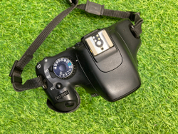 Canon 550D kit 18-55mm 3.5-5.6 IS (30.500 кадров)