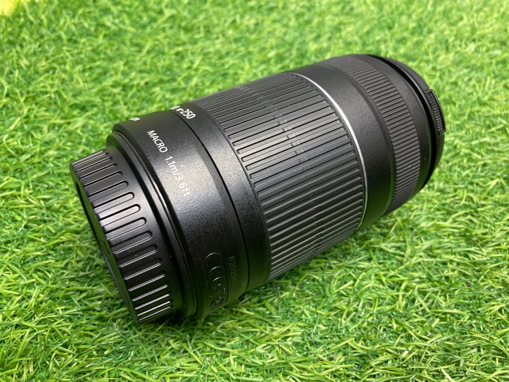 Canon EF-S 55-250mm 4.0-5.6 IS II