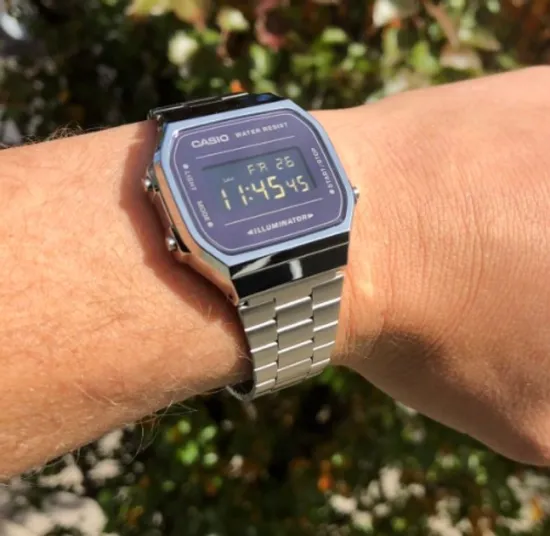 Электронные наручные часы Casio A168WEM-1D