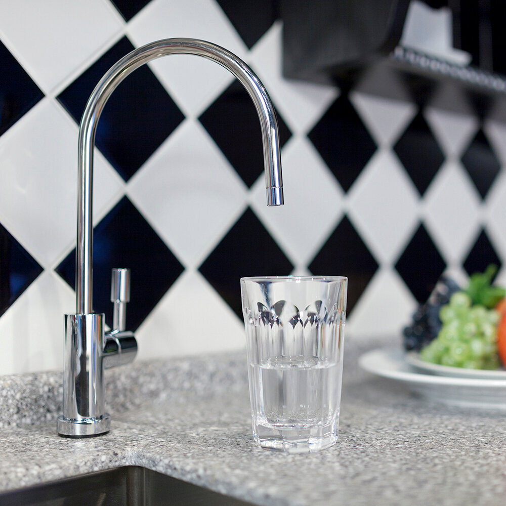 Автомат питьевой воды Аквафор DWM-101S Морион