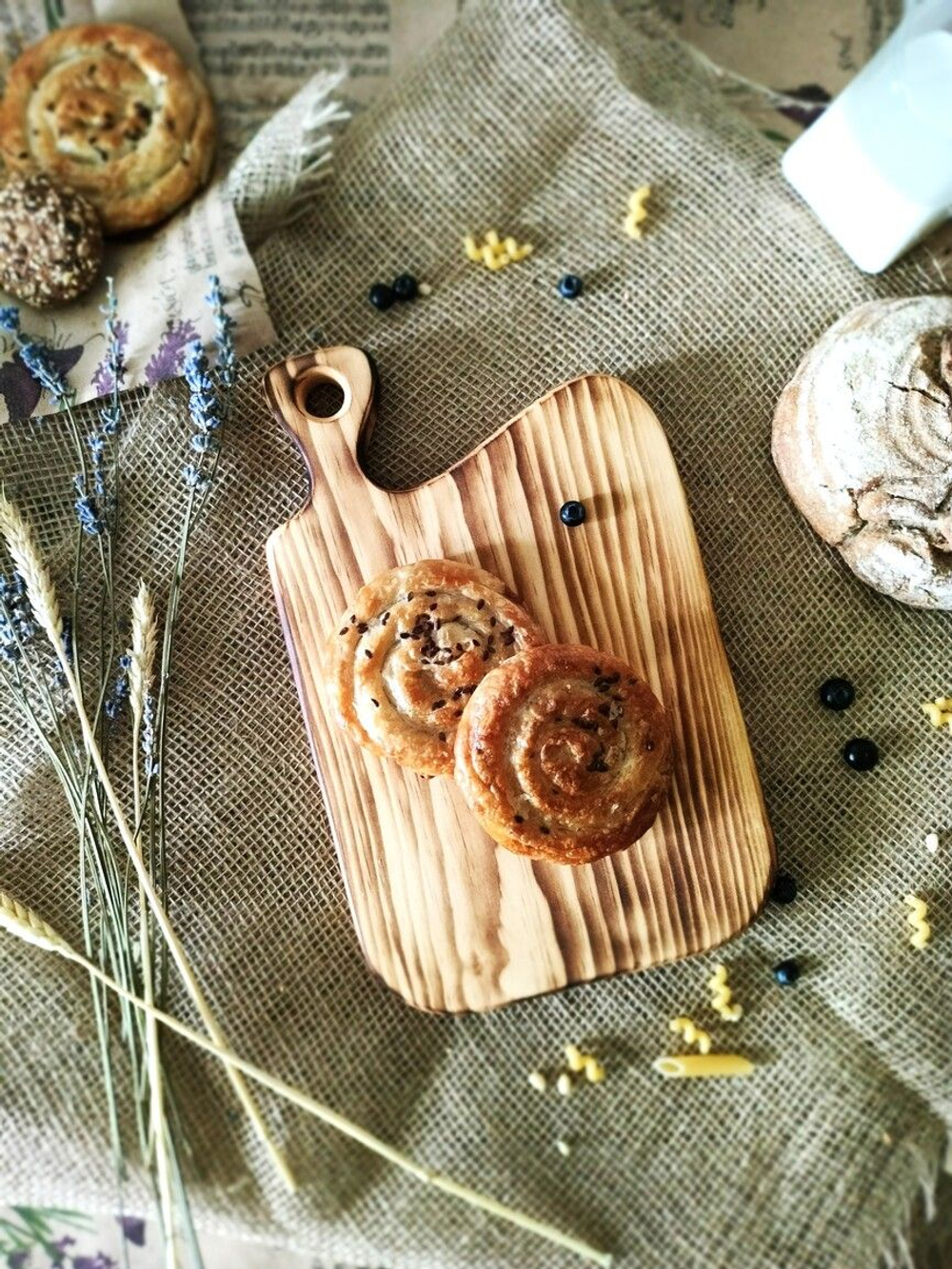 Доска разделочная из дерева сервировочная