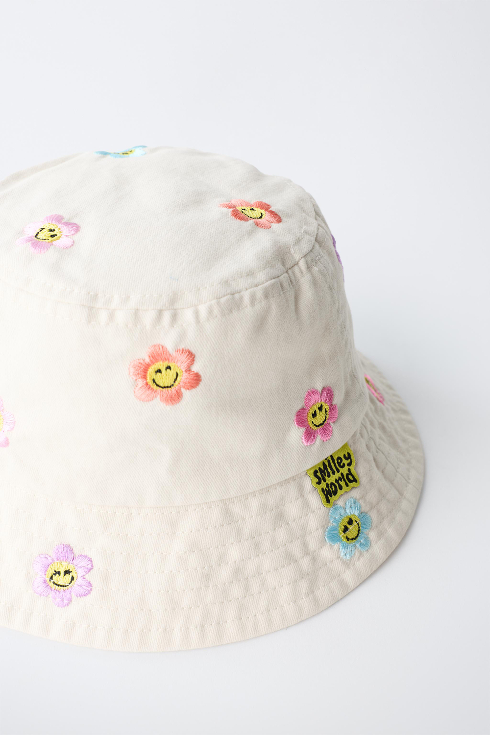 ZARA ПАНАМА SMILEYWORLD ® С ВЫШИВКОЙ «ЦВЕТЫ», БЕЛЫЙ