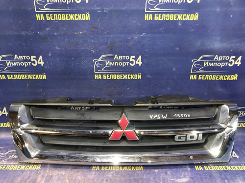 Решетка радиатора MITSUBISHI PAJERO 1999-2002