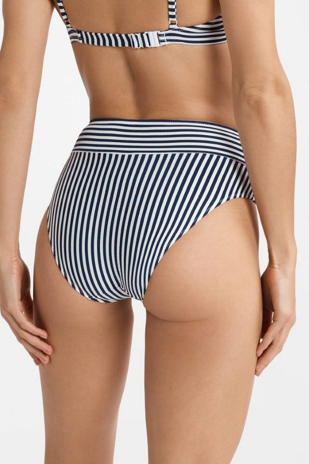 40769 CARI Трусы купальные