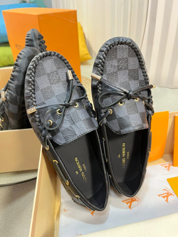 Louis Vuitton Mocassin
