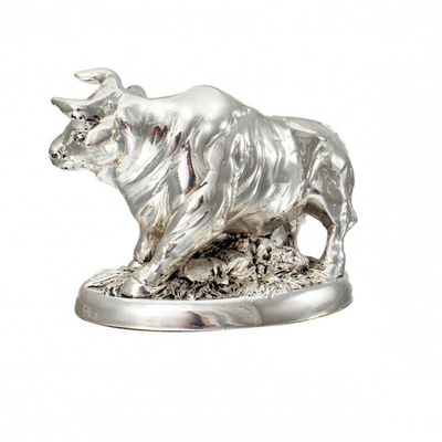 Серебряная Корова с теленком - Символ 2021 года