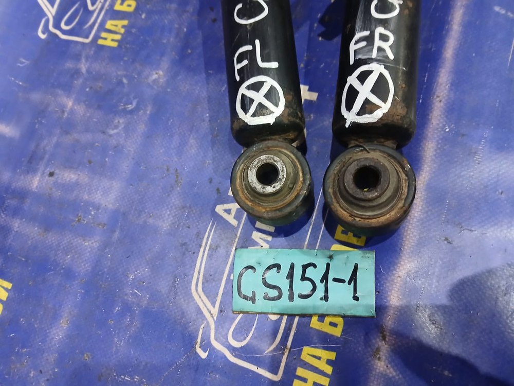 Стойка передняя левая TOYOTA CROWN 1997