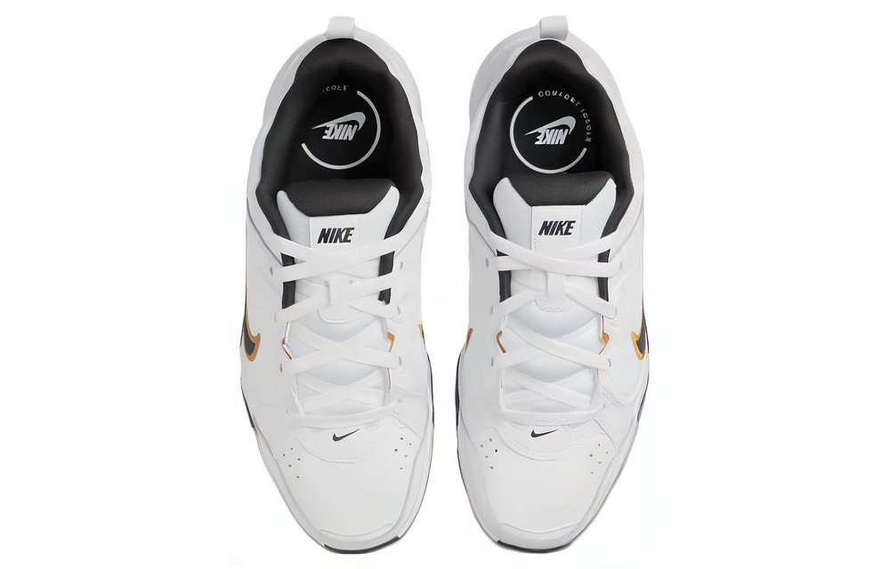 Кроссовки Nike Defyallday
