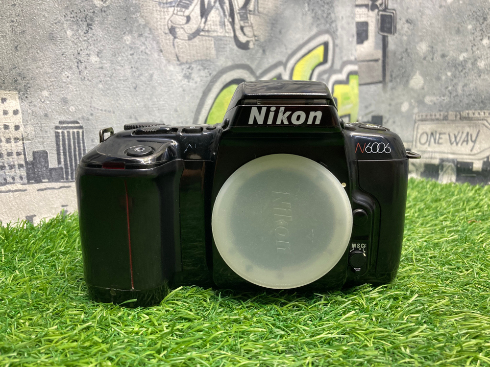 Nikon N6006