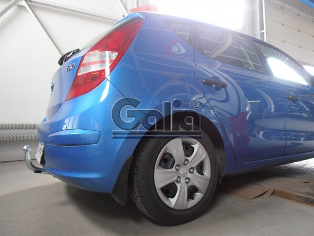 Фаркоп оцинкованный Galia K029C для Hyundai i30 хетчбек FD 2007-2010, Kia Ceed хетчбек 2006-2012(паспорт и сертификат в комплекте)(без электрики)