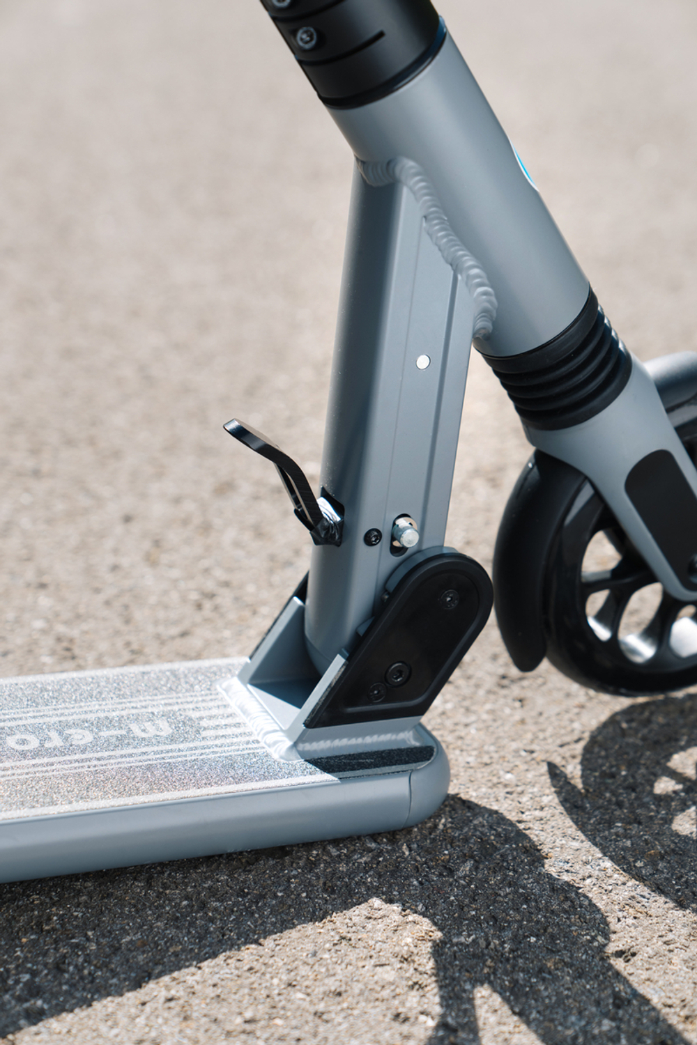 Самокат Micro Sprite Suspension серый