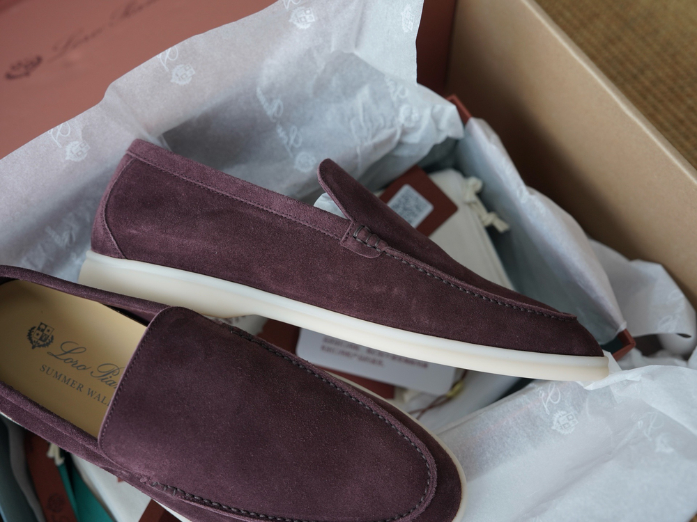 Классические замшевые мокасины