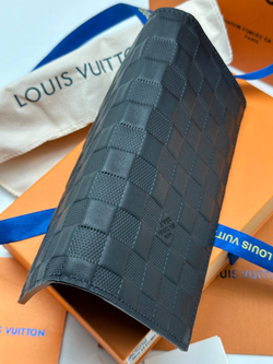 Кошелёк Louis Vuitton