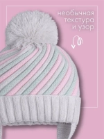 Шапка для девочки на завязках на осень