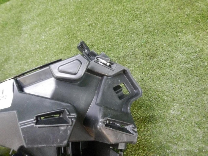 Кронштейн ПТФ правый BMW X5 F15 (2013-2018)