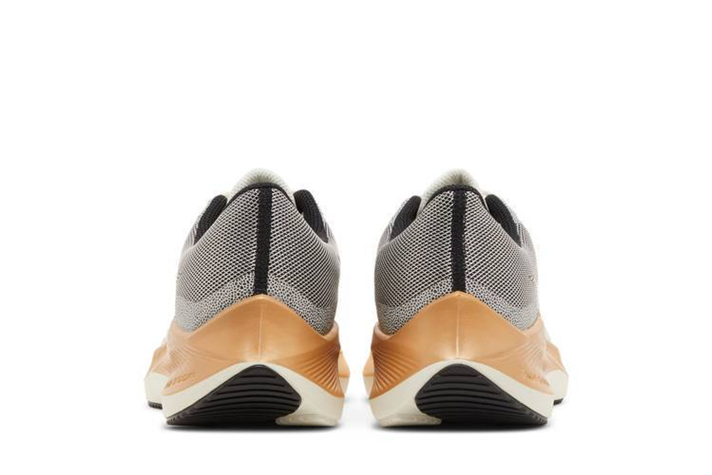 Кроссовки Nike Zoom Winflo 8 (Женская размерная сетка)