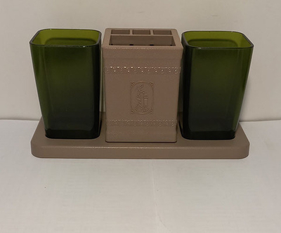 Органайзер д/зуб.щеток Anaglyph wash gargle suit